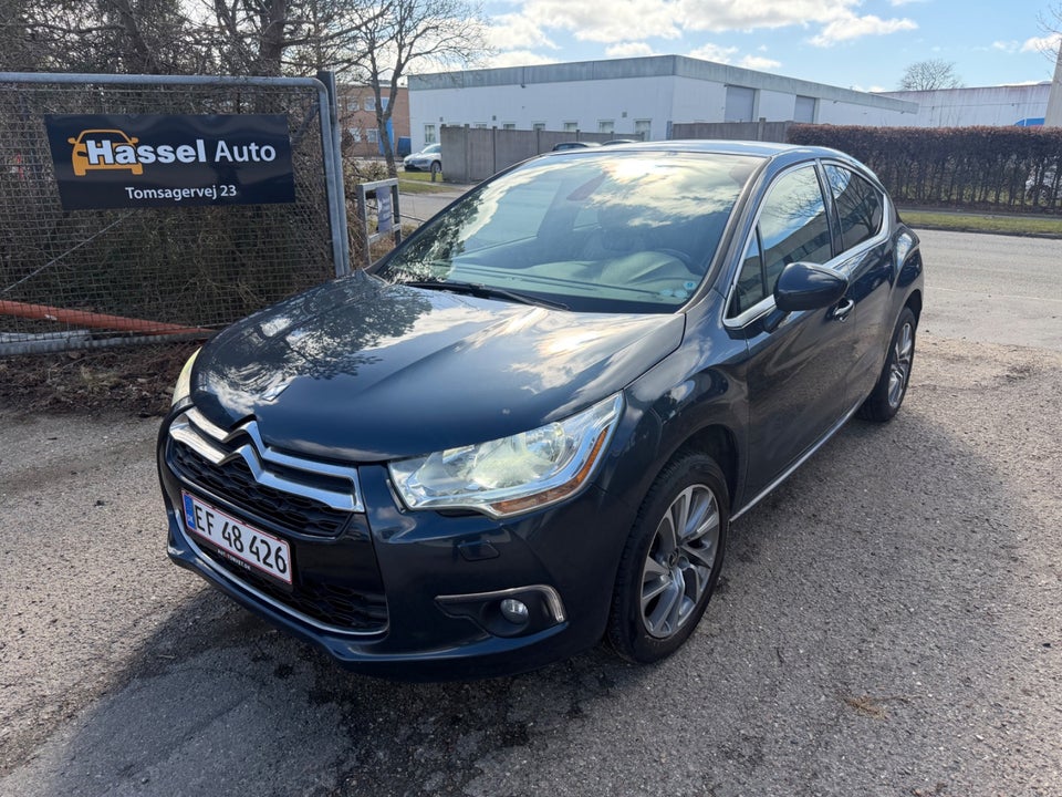 Citroën DS4 1,6 e-HDi 112 Style E6G 5d