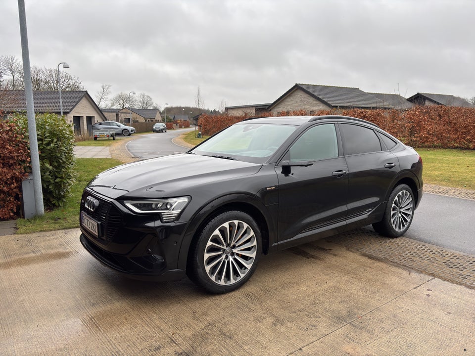 Audi e-tron 55 S-line Sportback quattro 5d