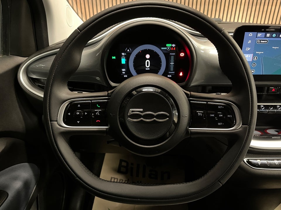 Fiat 500e 42 Icon Cabrio 2d