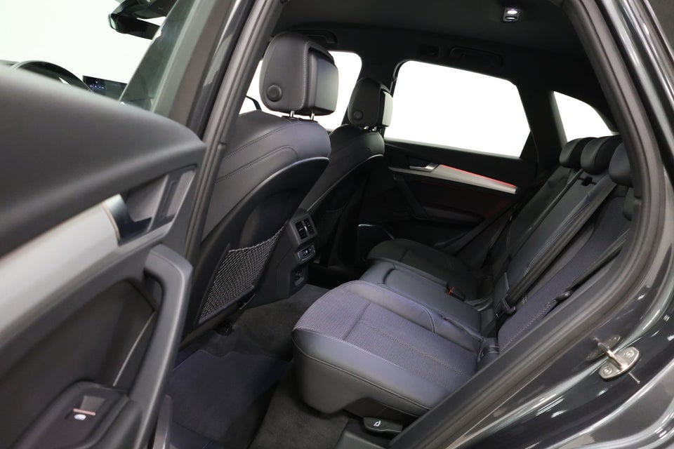 Audi Q5 50 TFSi e S-line quattro S-tr. 5d