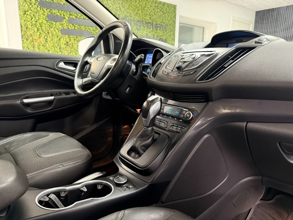 Ford Kuga 2,0 TDCi 163 Titanium aut. AWD 5d