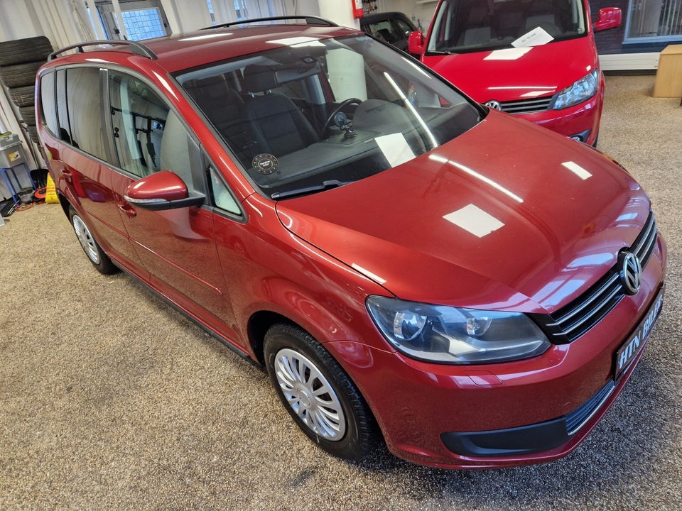 VW Touran 1,6 TDi 105 Comfortline BMT 7prs 5d