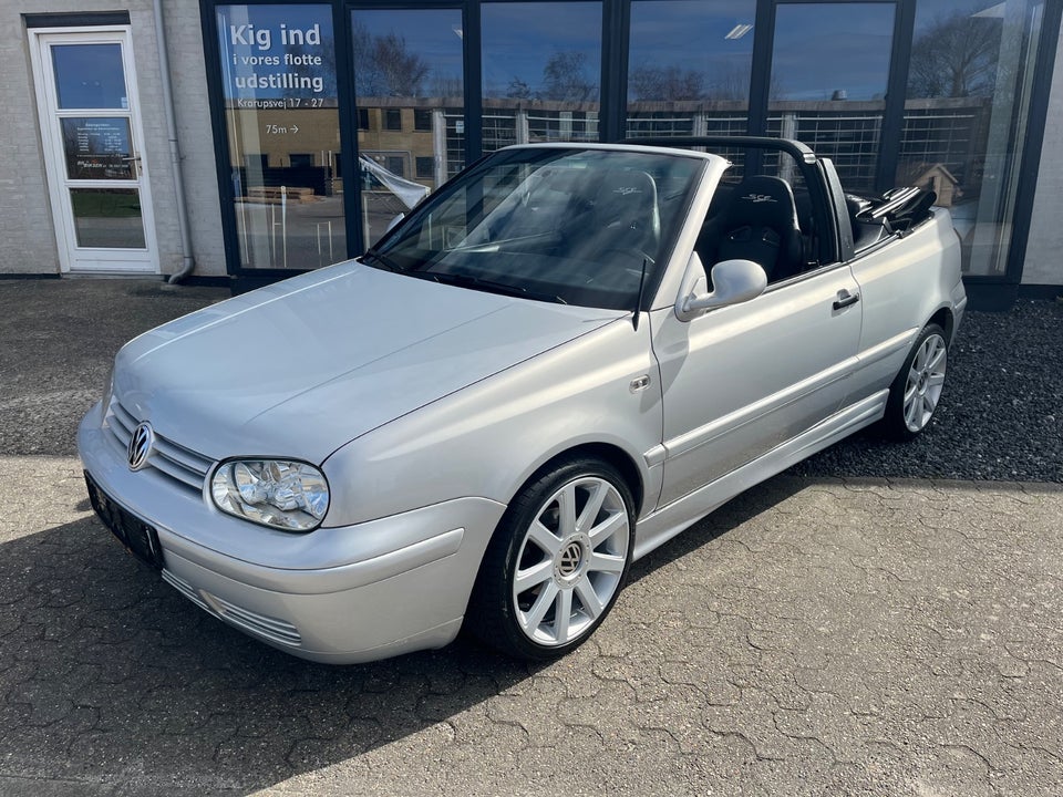 VW Golf IV 2,0 Highline Cabriolet 2d