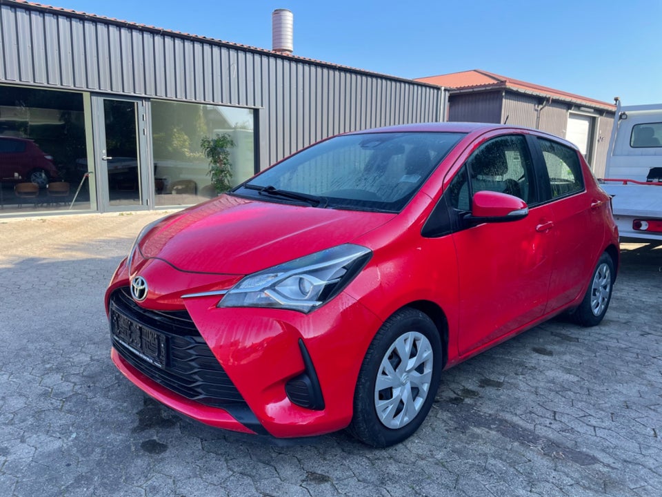 Toyota Yaris 1,0 VVT-i T2 Van 5d