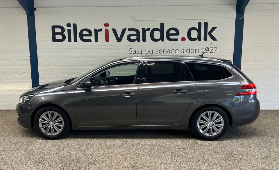 Peugeot 308 1,5 BlueHDi 130 Selection Sky SW EAT6 5d