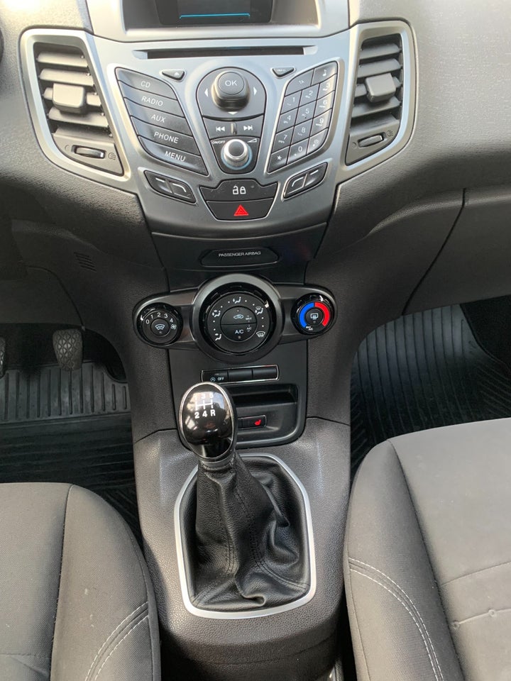 Ford Fiesta 1,0 65 Titanium 5d