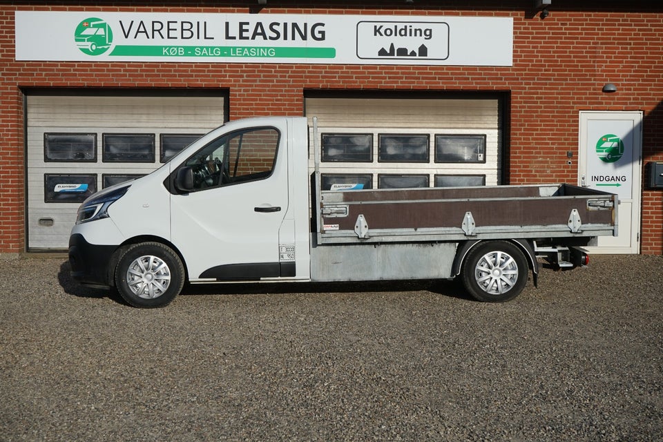 Renault Trafic T29 2,0 dCi 145 L2 Chassis