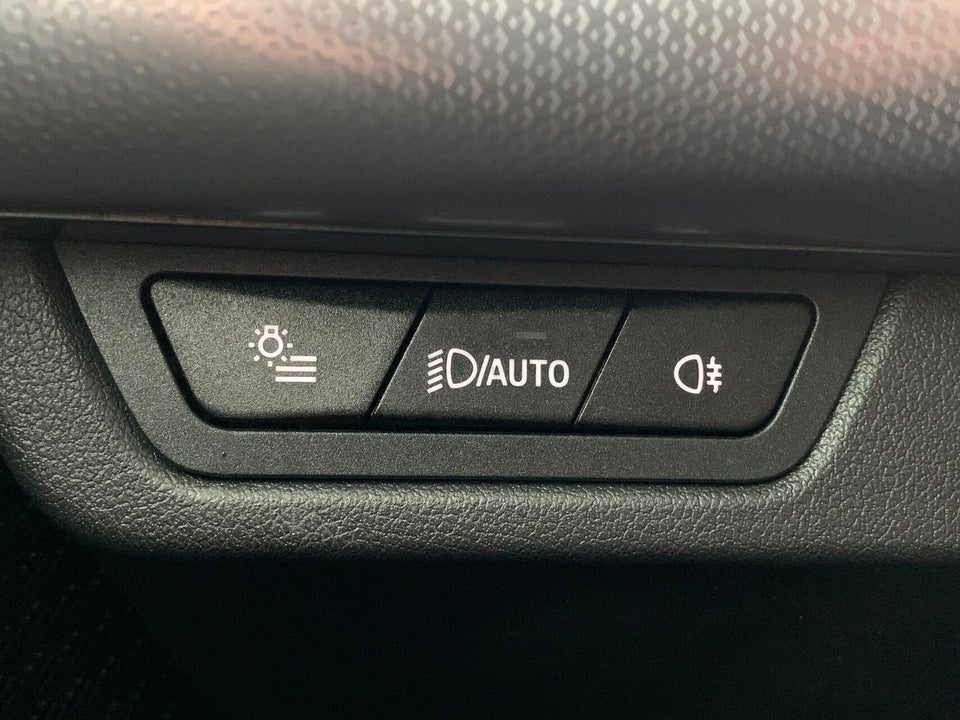 BMW iX1 eDrive20 M-Sport 5d