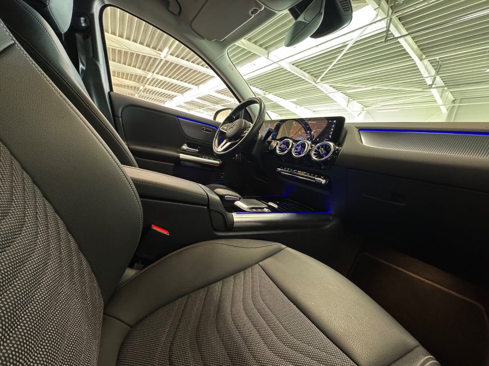 Mercedes EQA250+ Progressive 5d