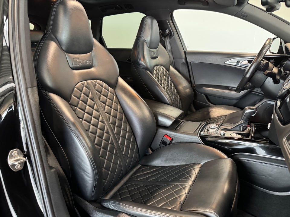 Audi A6 3,0 TDi 326 S-line Competition Avant quattro Tiptr. 5d