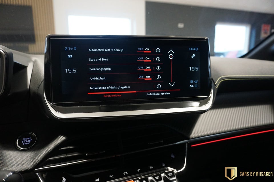 Peugeot 208 1,2 PureTech 100 GT 5d