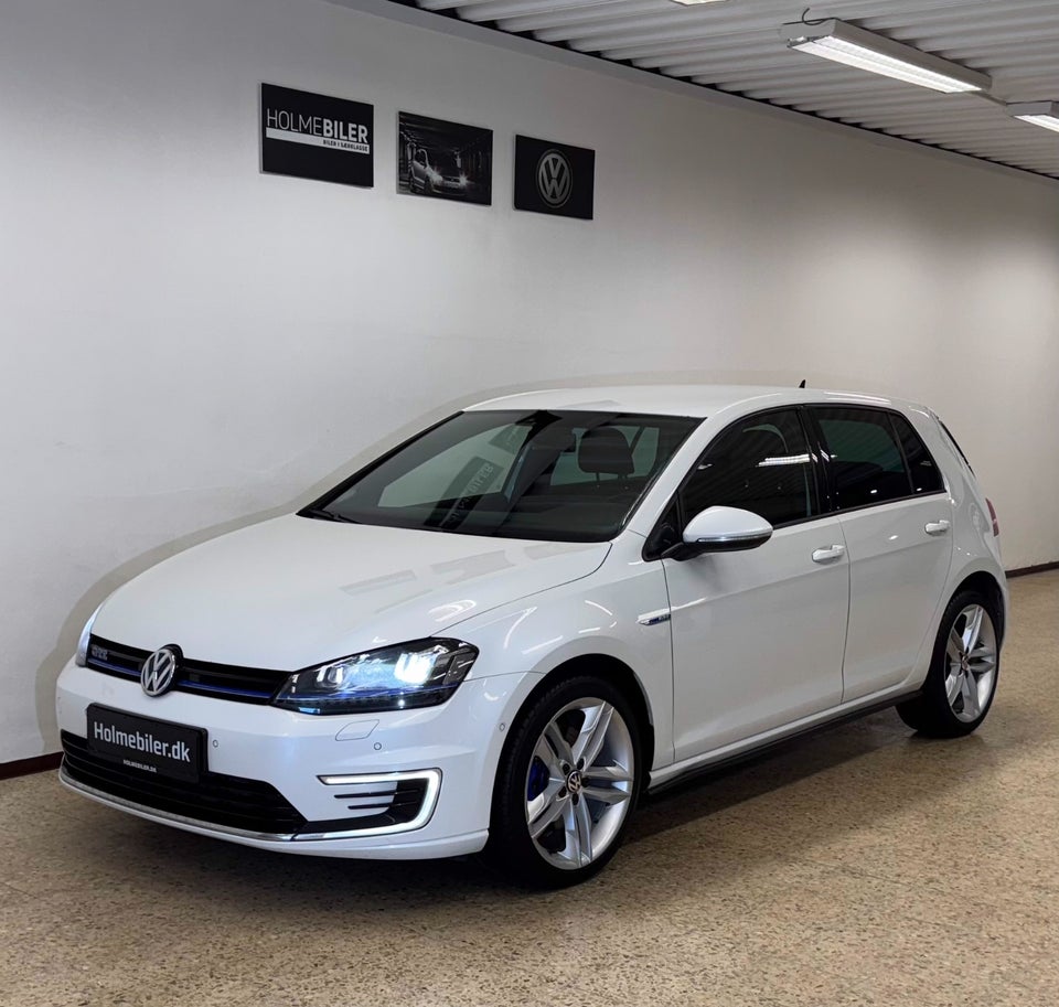 VW Golf VII 1,4 GTE DSG 5d