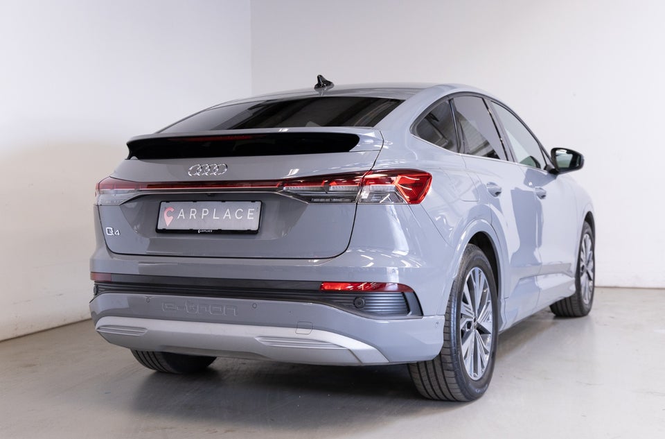 Audi Q4 e-tron 40 Advanced Sportback 5d