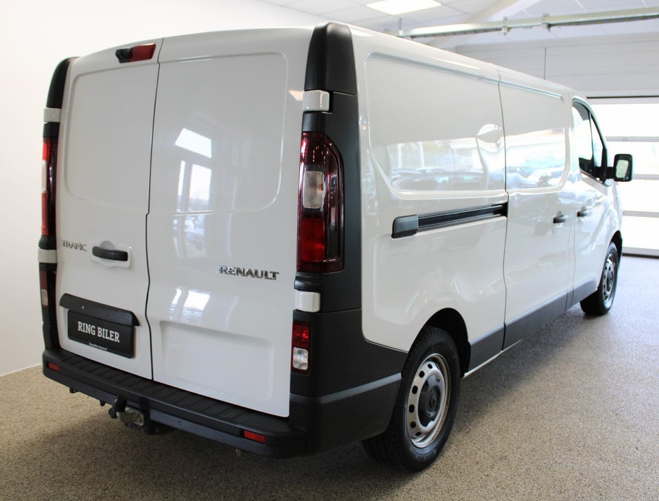 Renault Trafic T29 2,0 dCi 145 L2H1 EDC