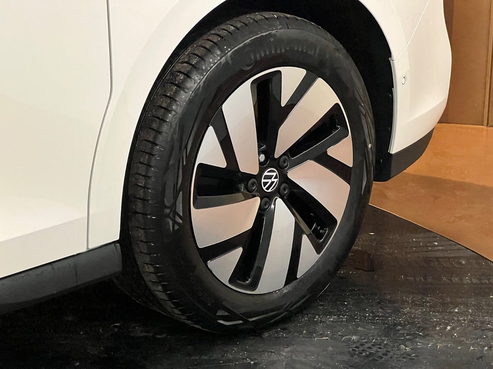 VW ID.Buzz 86 7prs LWB 5d