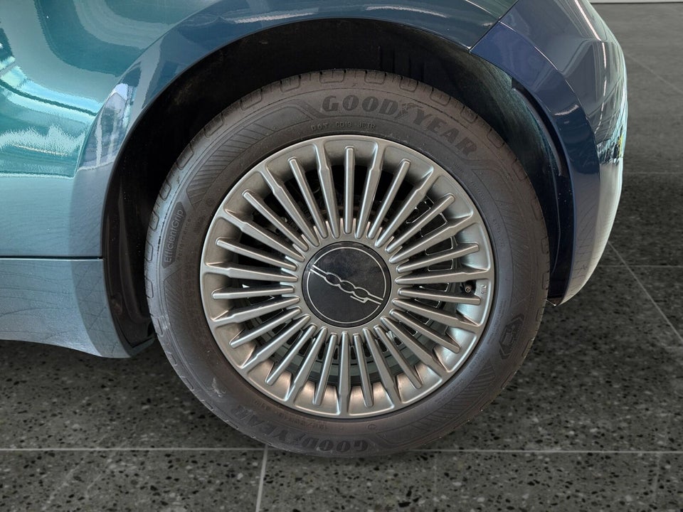 Fiat 500e 42 Icon 3d