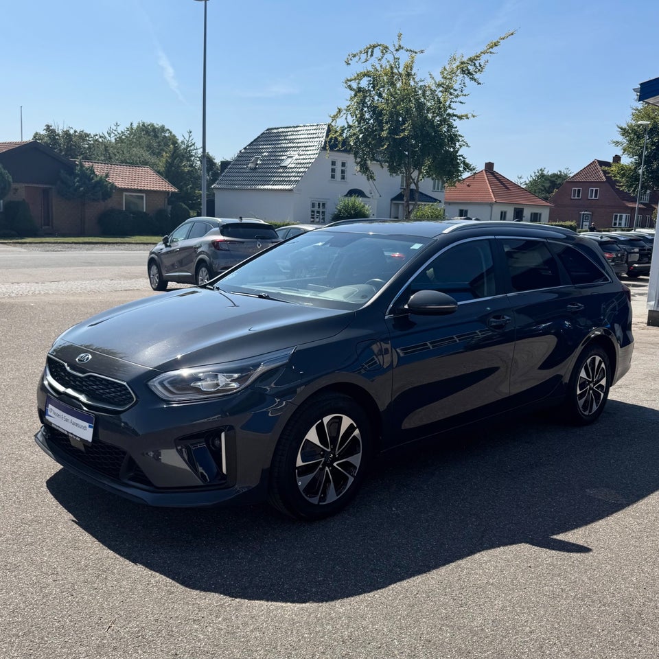 Kia Ceed 1,6 PHEV Upgrade SW DCT 5d