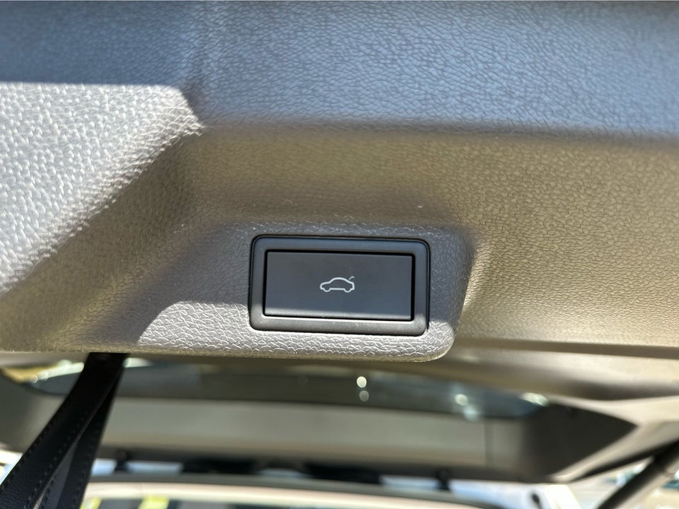 VW ID.Buzz 77 Pro SWB 5d