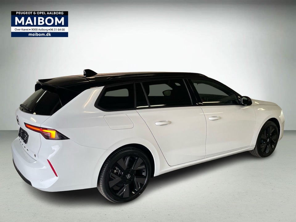 Opel Astra-e 54 GS Sports Tourer 5d