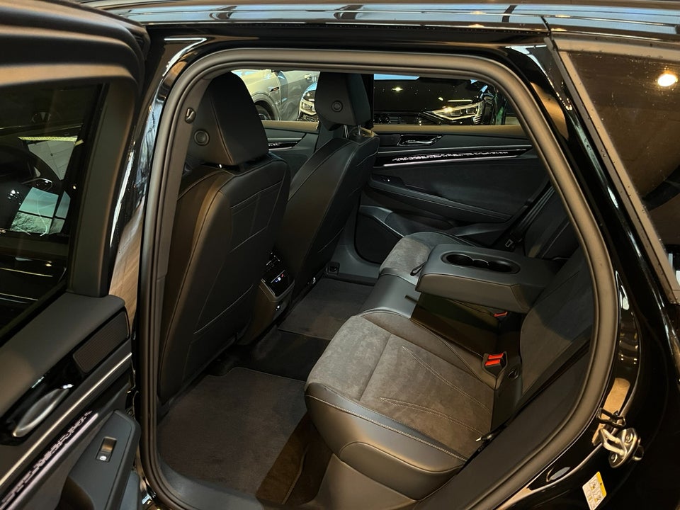 VW ID.7 77 Style+ Tourer 5d