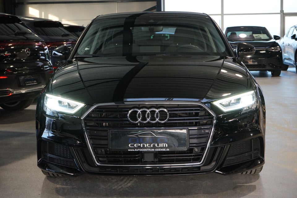 Audi A3 35 TFSi S-line Sportback 5d