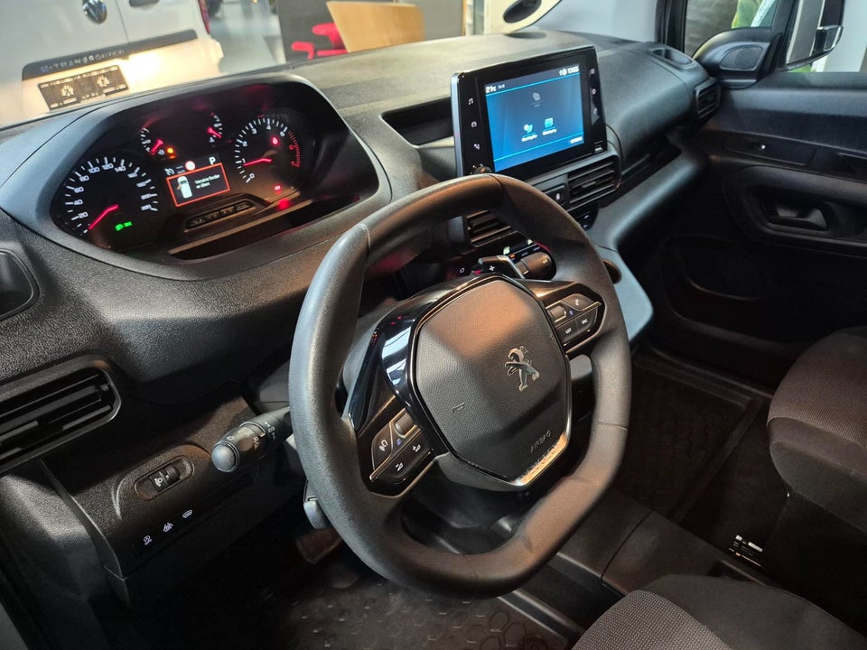 Peugeot Partner 1,5 BlueHDi 130 L1V1 Ultimate EAT8 Van