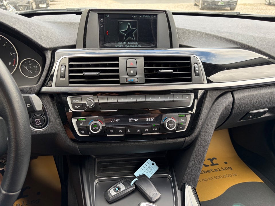 BMW 320d 2,0 Touring aut. 5d