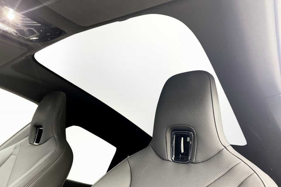 BMW iX xDrive40 Supercharged 5d