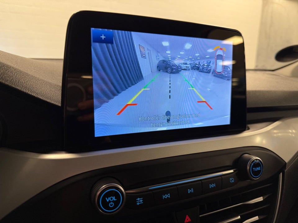 Ford Focus 1,0 EcoBoost mHEV Titanium 5d