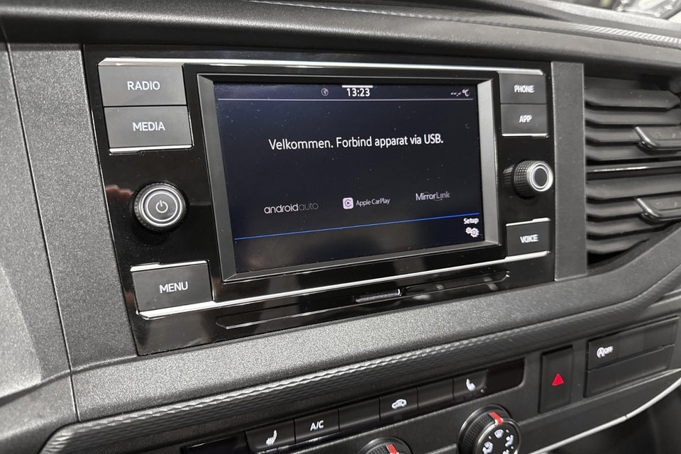 VW Transporter 2,0 TDi 150 Ladvogn DSG lang