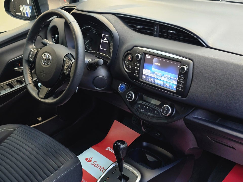 Toyota Yaris 1,5 Hybrid H3 Smart e-CVT 5d