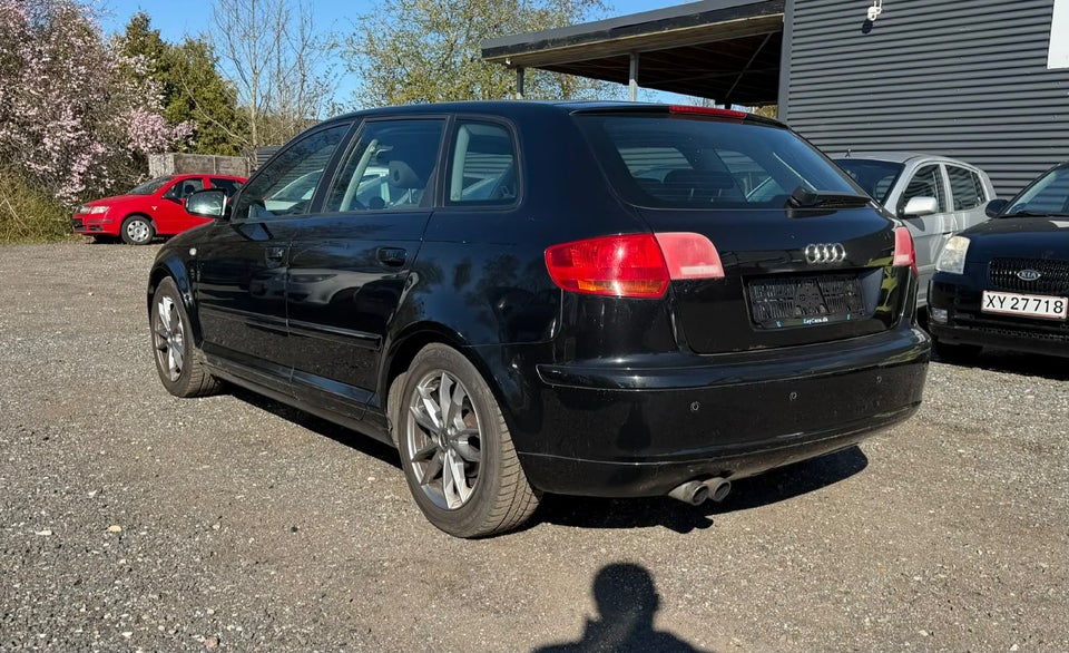 Audi A3 1,8 TFSi Ambiente Sportback 5d