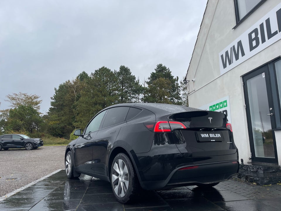 Tesla Model Y RWD 5d