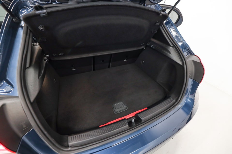 Mercedes A250 e 1,3 AMG Line aut. 5d