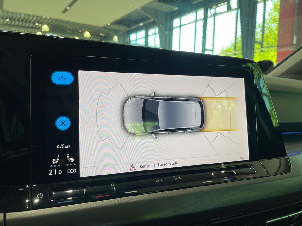 VW Golf VIII 1,4 eHybrid DSG 5d