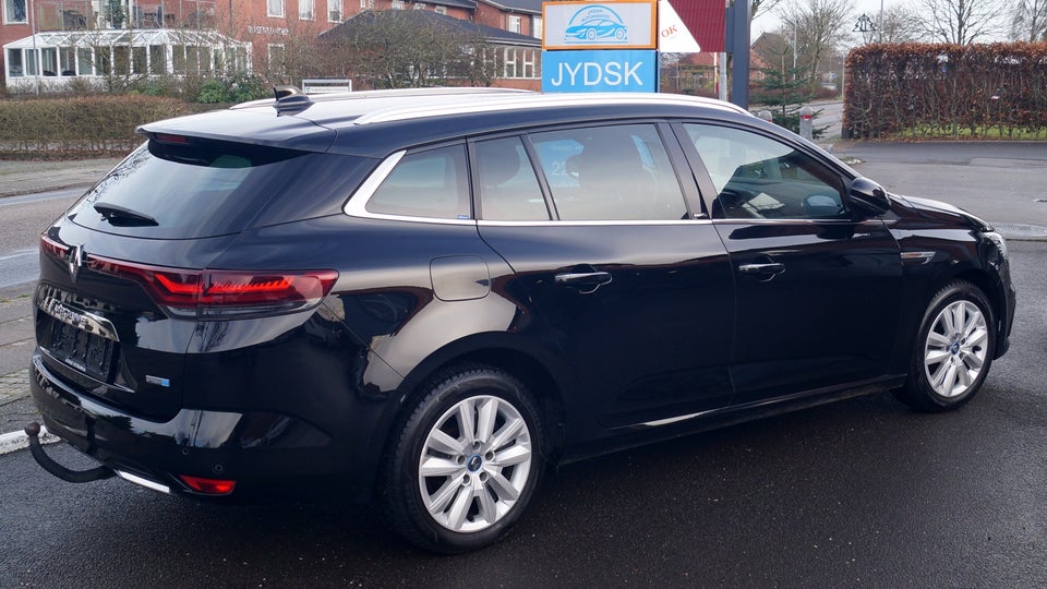 Renault Megane IV 1,3 TCe 160 Intens Sport Tourer EDC 5d