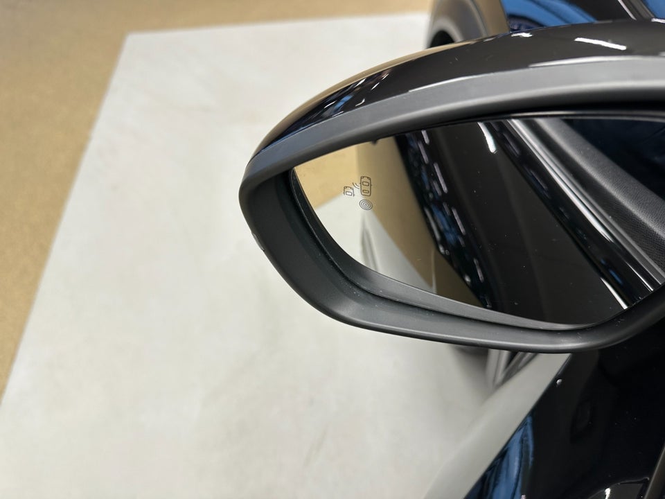 Peugeot e-2008 50 GT Pack 5d