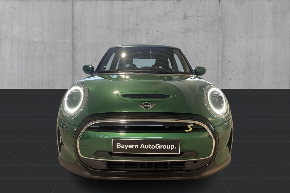 MINI Cooper SE Classic Trim 3d