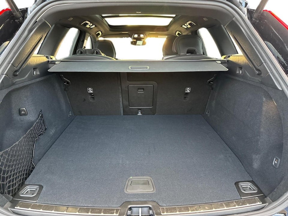 Volvo XC60 2,0 T6 ReCharge Black Edition aut. AWD 5d