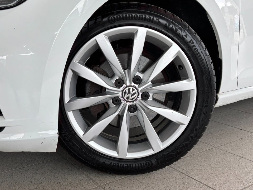 VW Golf VII 1,4 TSi 150 Highline Variant DSG 5d