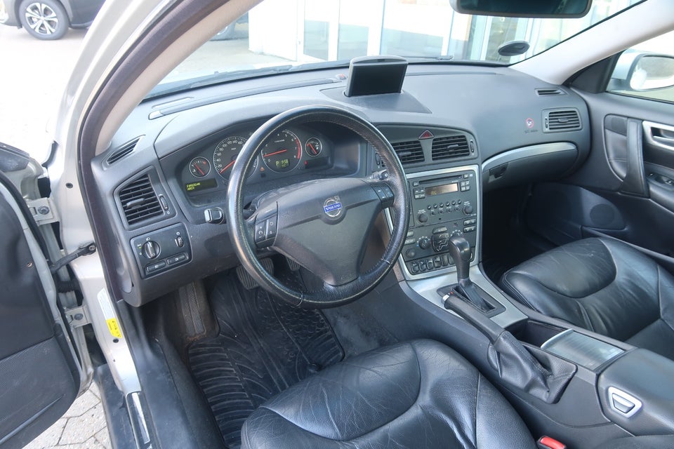 Volvo S60 2,4 170 aut. 4d