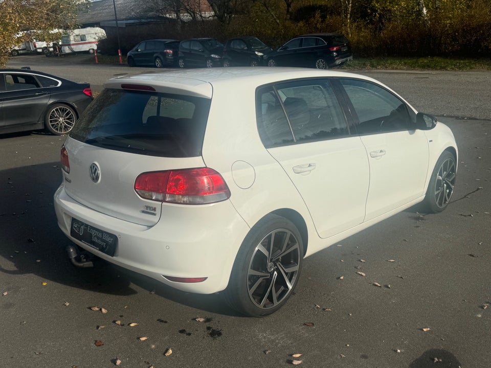 VW Golf VI 1,6 TDi 105 Match BMT 5d