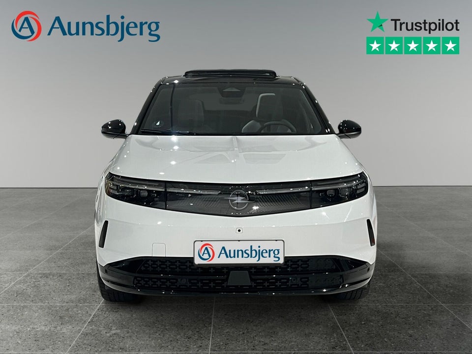 Opel Grandland-e 73 GS Sky 5d