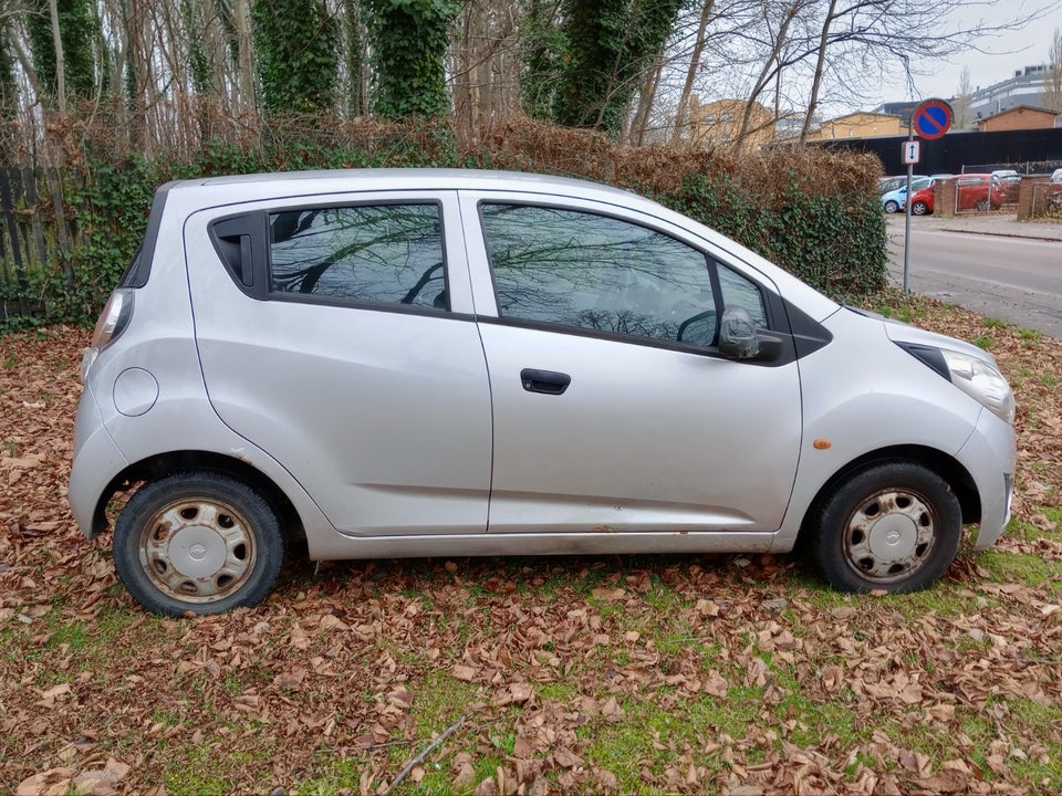 Chevrolet Spark 1,0 L 5d