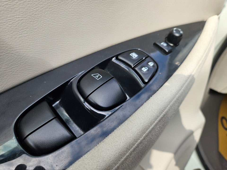 Nissan Leaf 24 5d