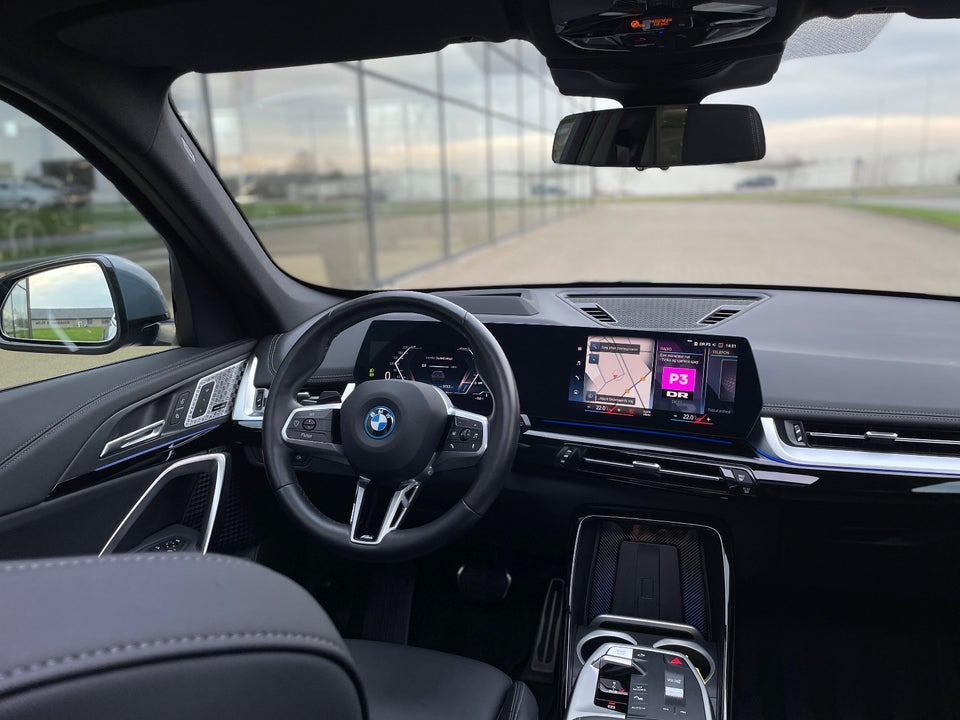 BMW iX1 xDrive30 Fully Charged M-Sport 5d