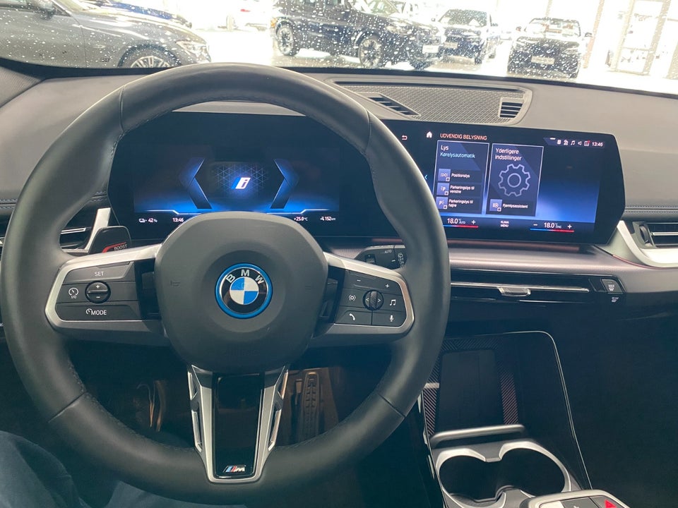 BMW iX1 xDrive30 Fully Charged M-Sport 5d