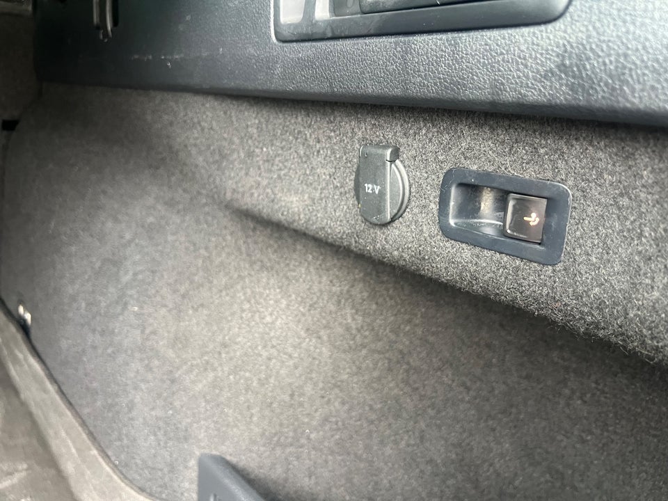 VW Passat 2,0 TDi 150 Highline+ Variant DSG 5d