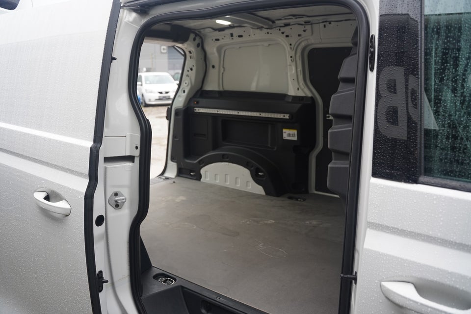 VW ID.Buzz 77 Cargo Comfort