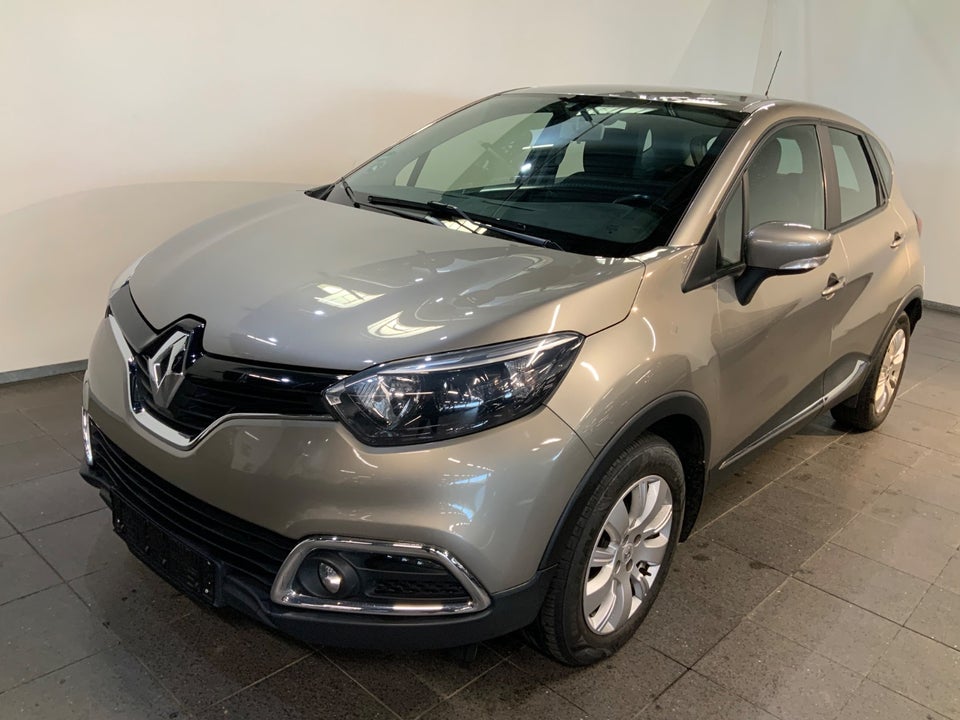 Renault Captur 0,9 TCe 90 Expression 5d